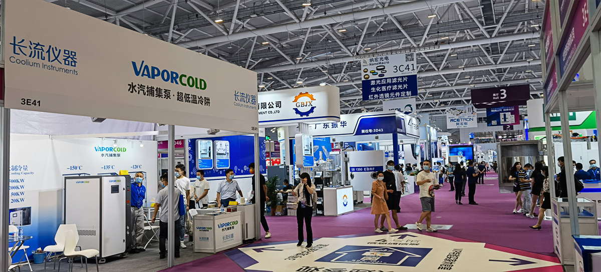 中國光博會現(xiàn)場圖1 .jpg